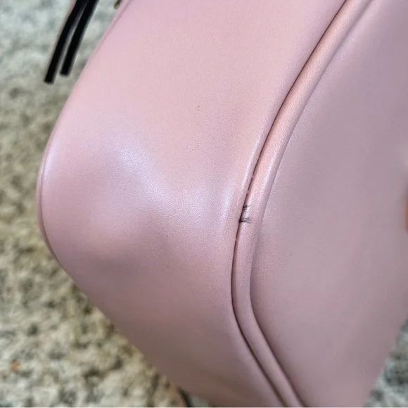 True Religion Baby Pink Med Crossbody Bag Purse with Horseshoe Logo Adjustable - Picture 11 of 14